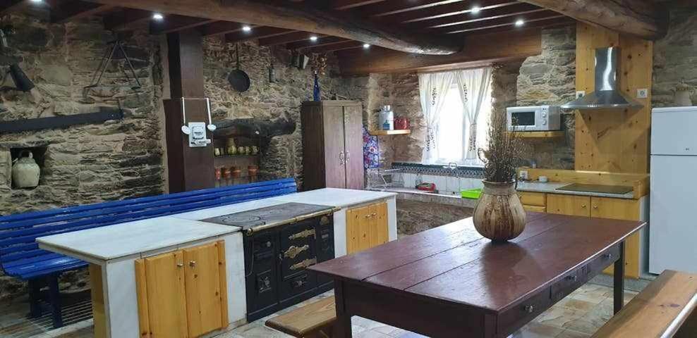 A Casa Da Zalaroia Amantes De La Naturaleza Holiday home Moman
